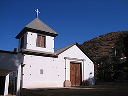 Fachada Iglesia de Mincha..jpg
