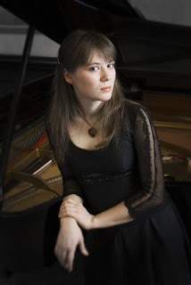 Anna Fedorova klavir.jpg