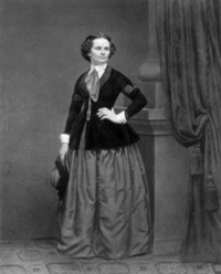 200px-Harriet Hosmer 1830-1908 foto di Mathew Brady 1857.gif