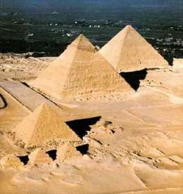 Piramidesegipto.jpg