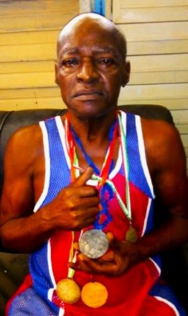 Osvaldo Lara (La Habana, 1955-2024) velocista cubano.jpg