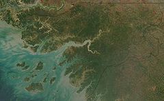 270px-Satellite image of Guinea-Bissau in January 2003.jpg