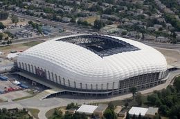 Estadio Miejski Poznań.jpg