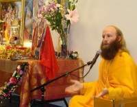 Guru Swami Nikhilananda2.jpg