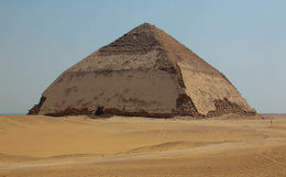 PiramideAcodada.jpg