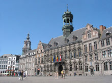 Ayuntamiento de Mons.jpg
