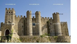 Castillo medieval de Óbidos, en Portugal.JPG