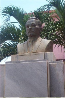 Busto Pablo Noriega Chernicharo.JPG