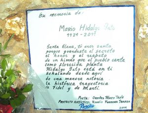Tarja dedicada a Mario Hidalgo Gato (Small).JPG