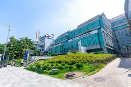 Universidad Nacional de Seúl.jpg