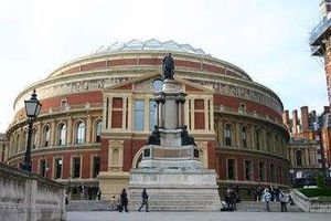 350px-Royal Albert Hall Londres.jpg