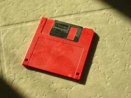 Un disquete de 3,5 pulgadas.JPG