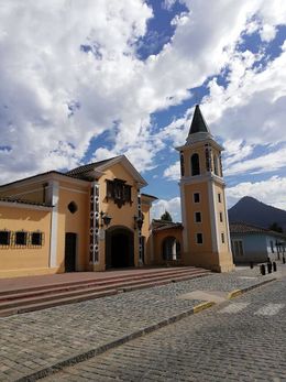 Parroquia Inmaculada Concepción de Peumo.jpg