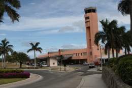 Aeropuerto-Internacional-de-Antigua-y-Barbuda.jpg
