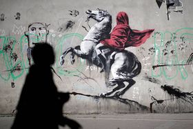 Banksy obra aparecida en Paris.jpg