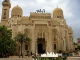 Mezquita de EL-Mursi Abul Abbas.jpg
